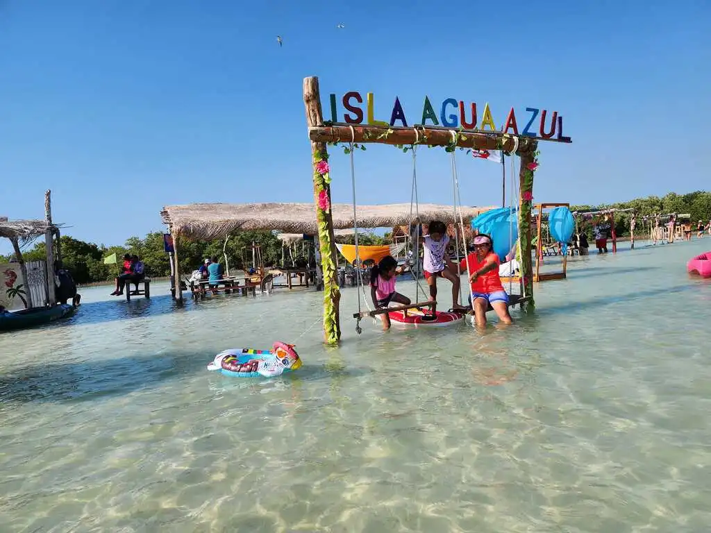 Isla Agua Azul en Chuburná Puerto